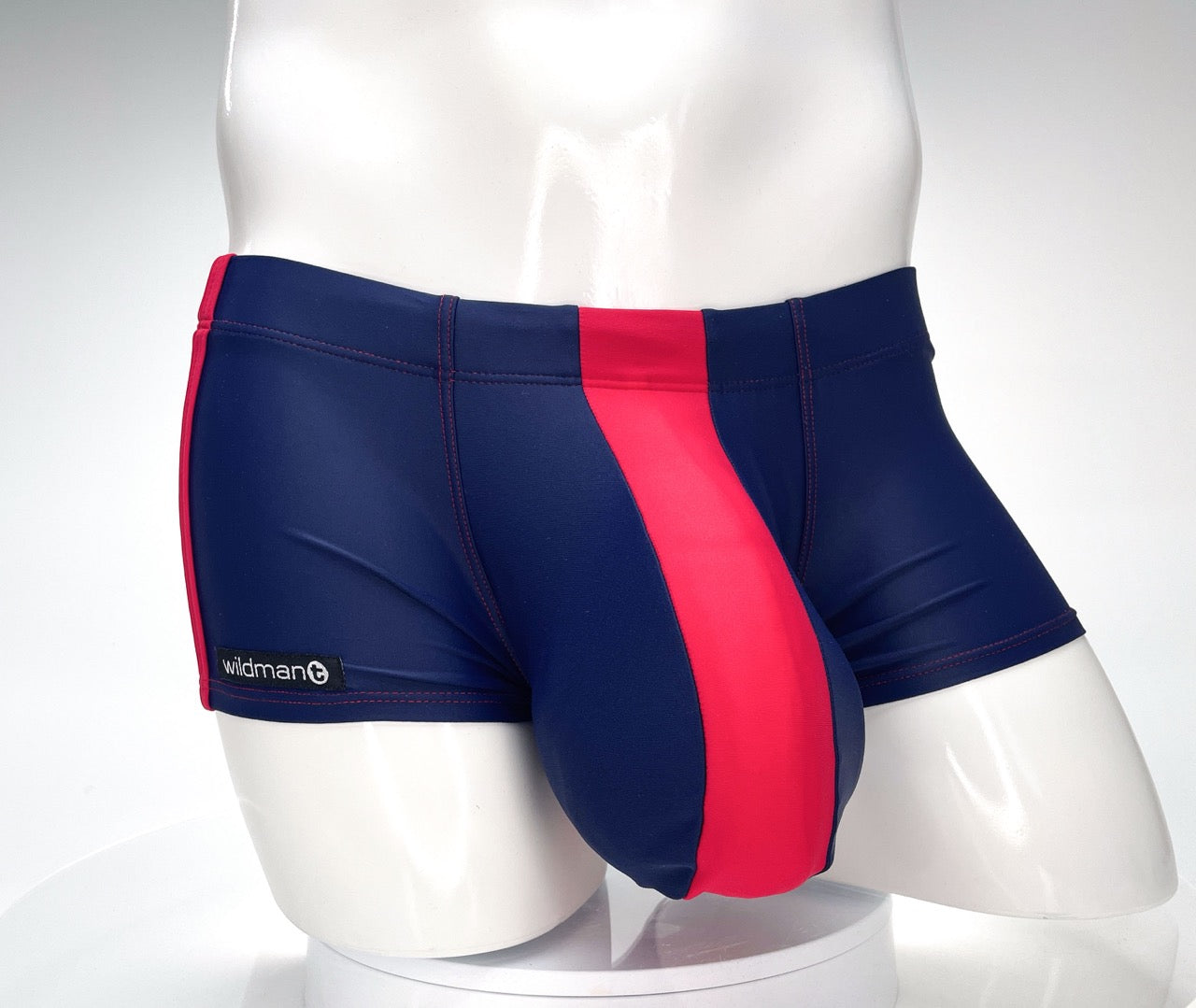 Traje de baño Monster Cock de WildmanT con corte cuadrado, azul marino y rojo