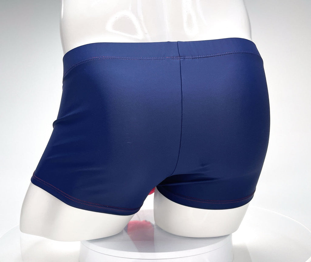 Traje de baño Monster Cock de WildmanT con corte cuadrado, azul marino y rojo