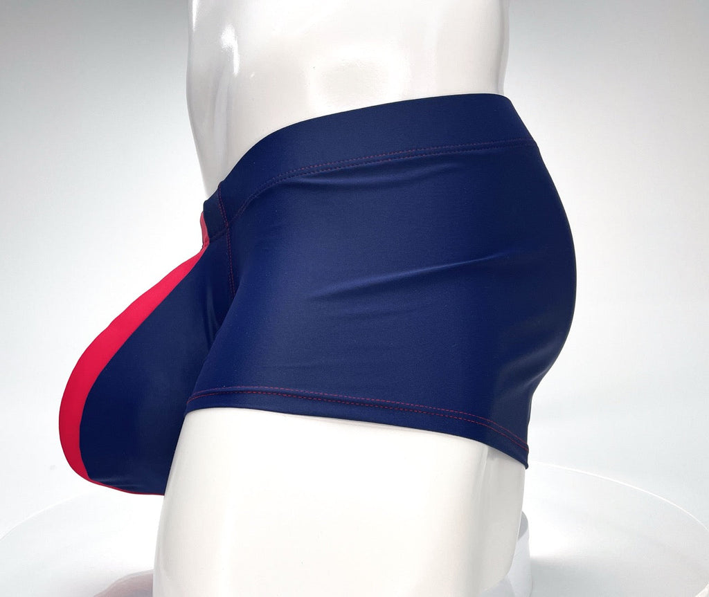 Traje de baño Monster Cock de WildmanT con corte cuadrado, azul marino y rojo