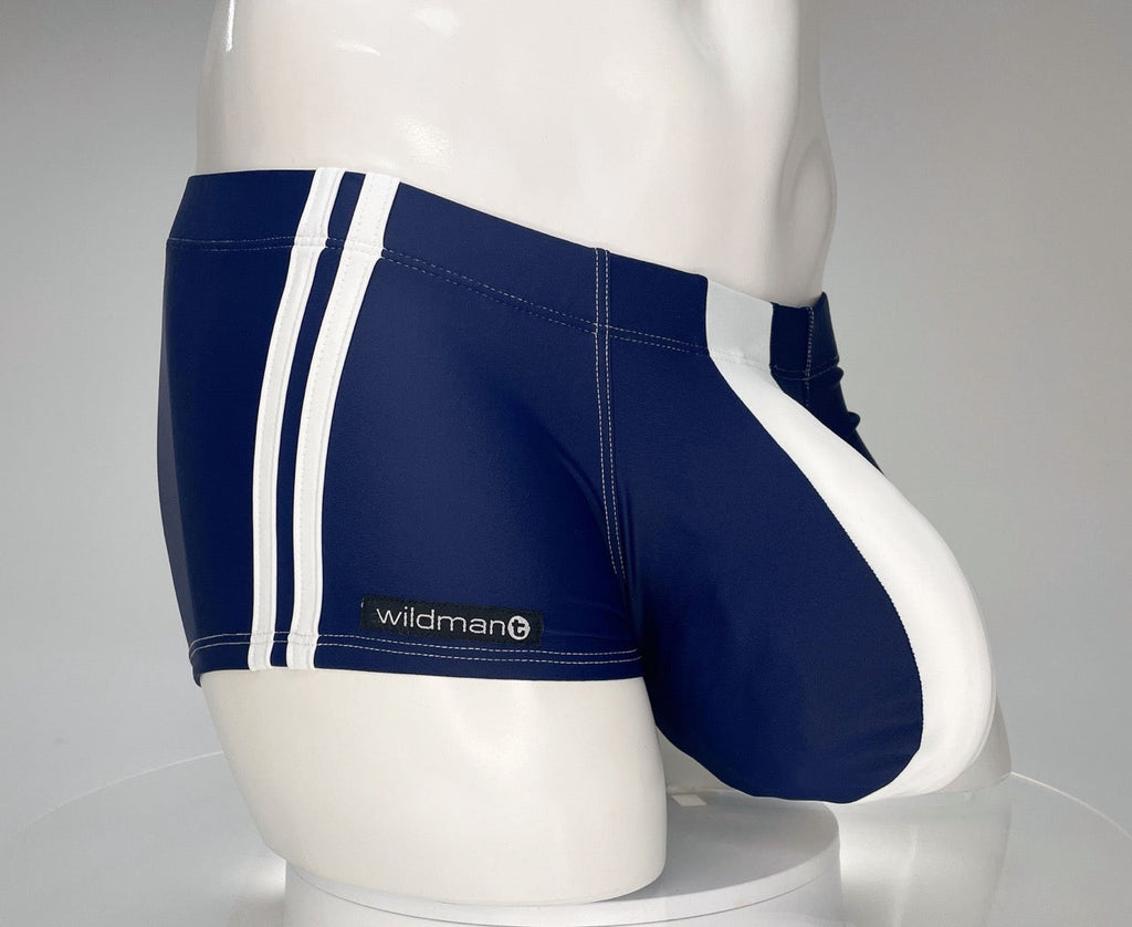 Traje de baño Monster Cock de WildmanT con corte cuadrado en azul marino y blanco