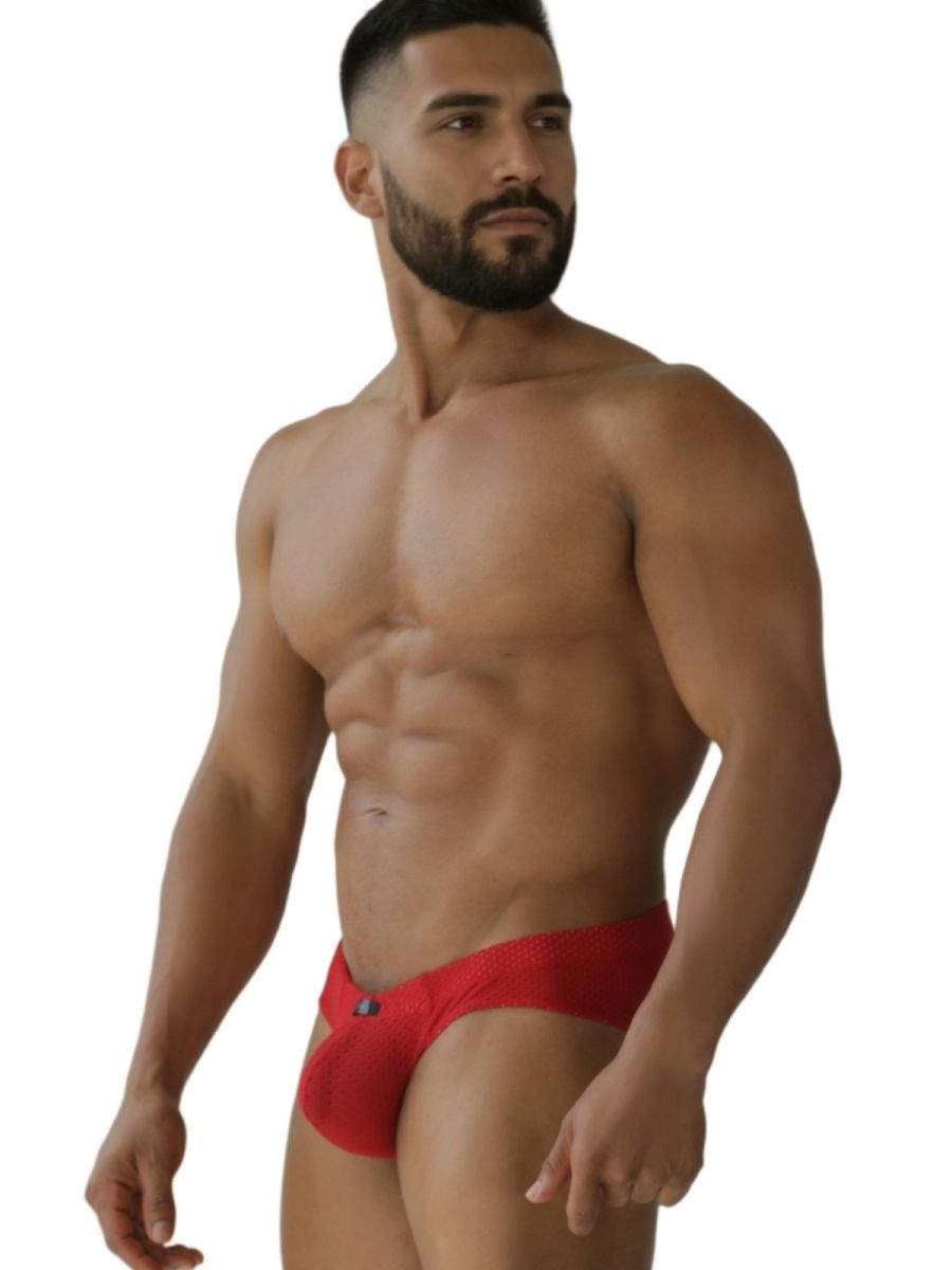 Red xtremen 91270 microfiber mesh briefs with sleek form-fitting design for athletic performance
