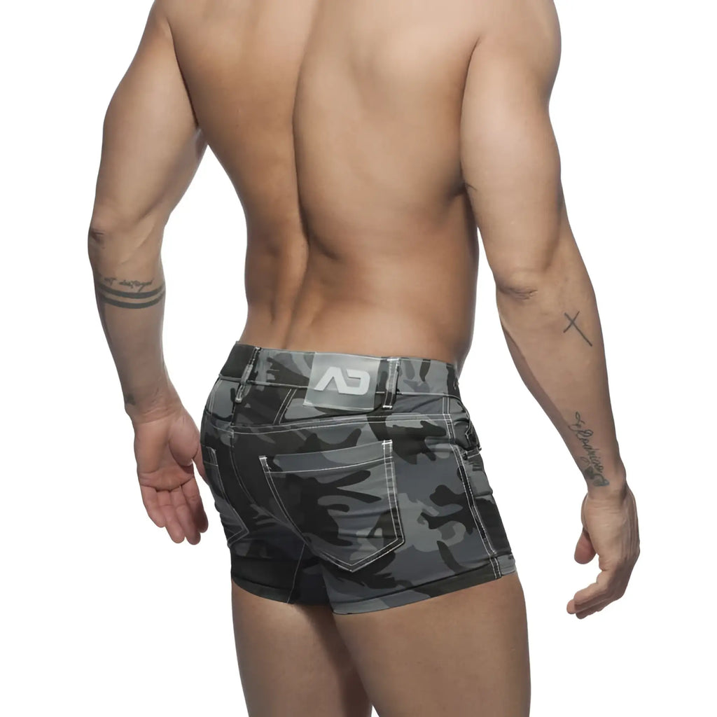 Addicted camo jeans shorts charcoal size 32 with gray camouflage pattern and white logo patch on waistband
