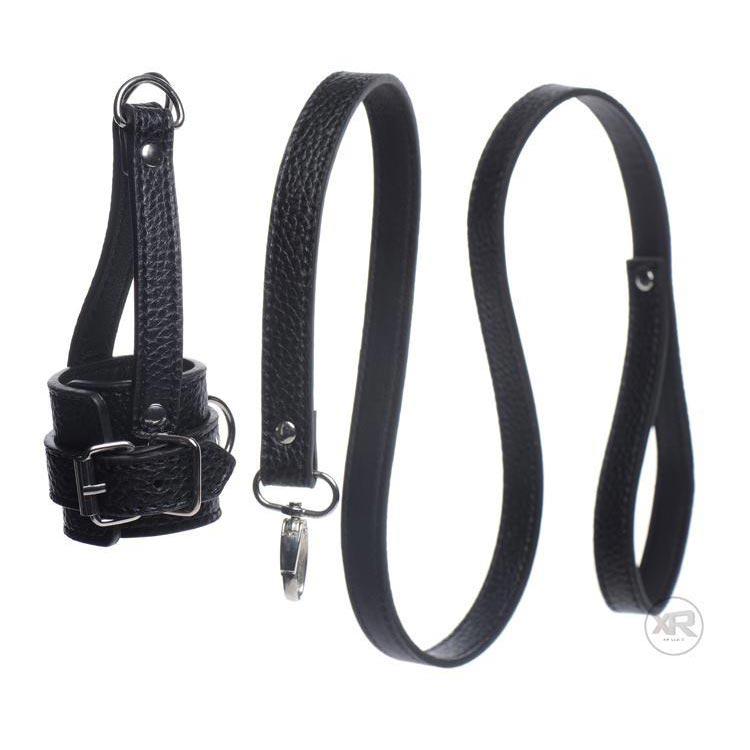 Ball Stretcher With Leash