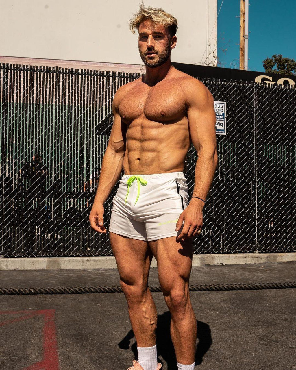 Jed North Agile Bodybuilding Pantalones Cortos de 4'' con Bolsillos con Cremallera - Blanco Roto