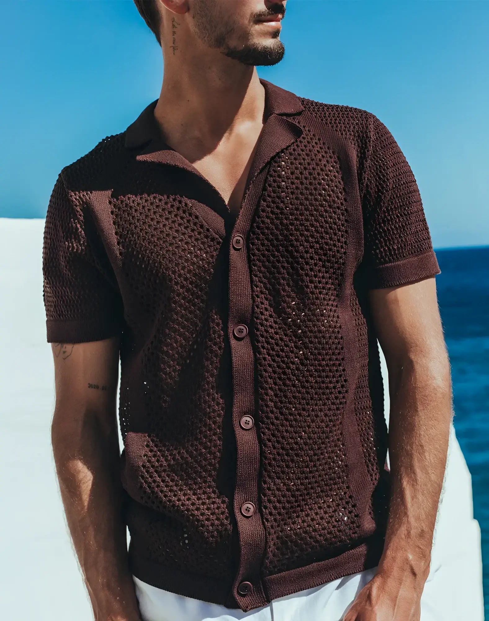 Amafi knit shirt brown short-sleeved knit cardigan with textured mesh pattern and matching buttons