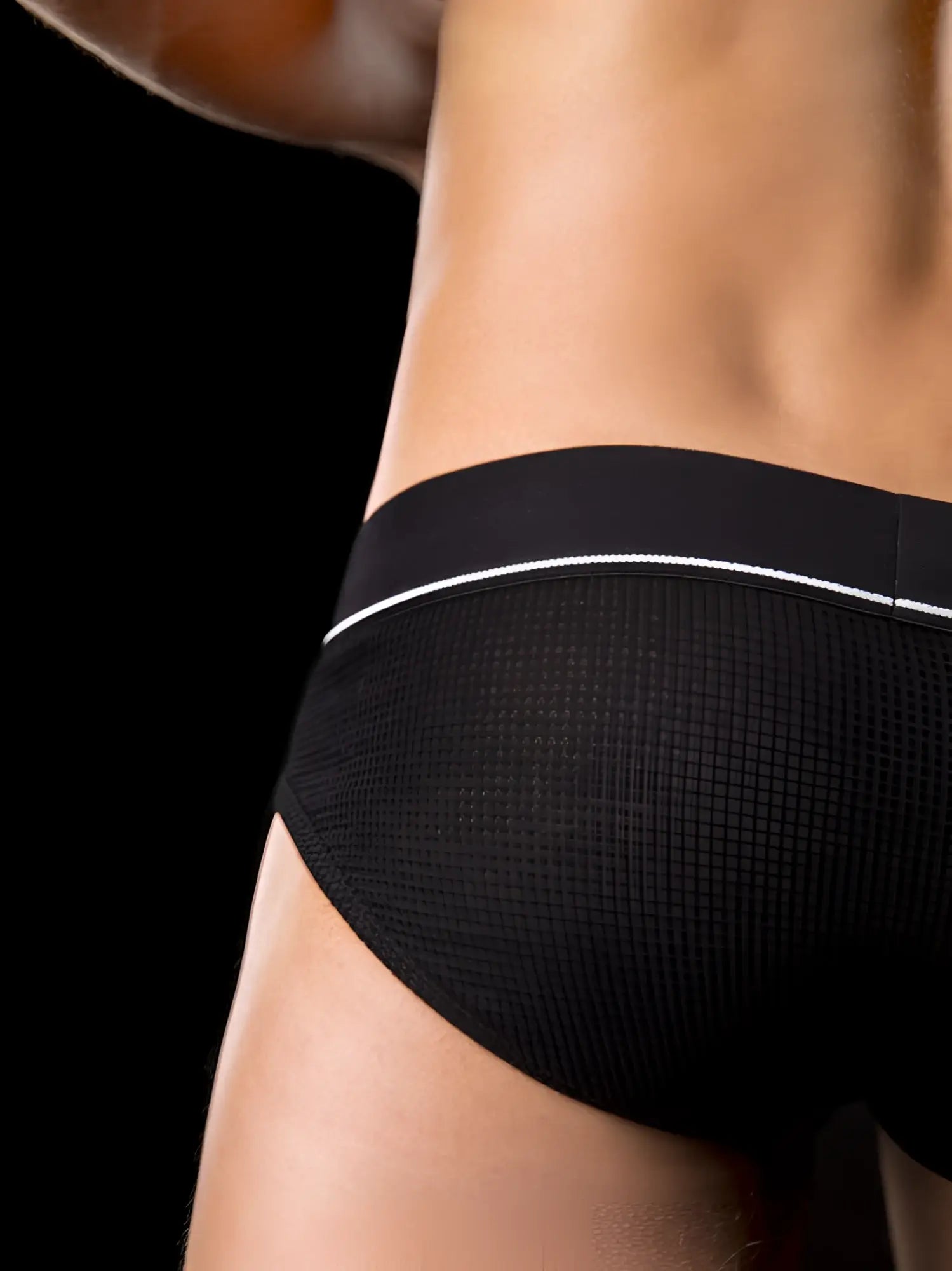 Black textured briefs with white trim waistband barcode berlin berlin mitte thermo brief underwear size s