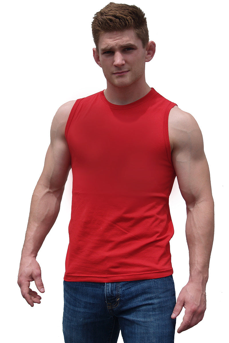 Camiseta deportiva sin mangas roja con frente descubierto