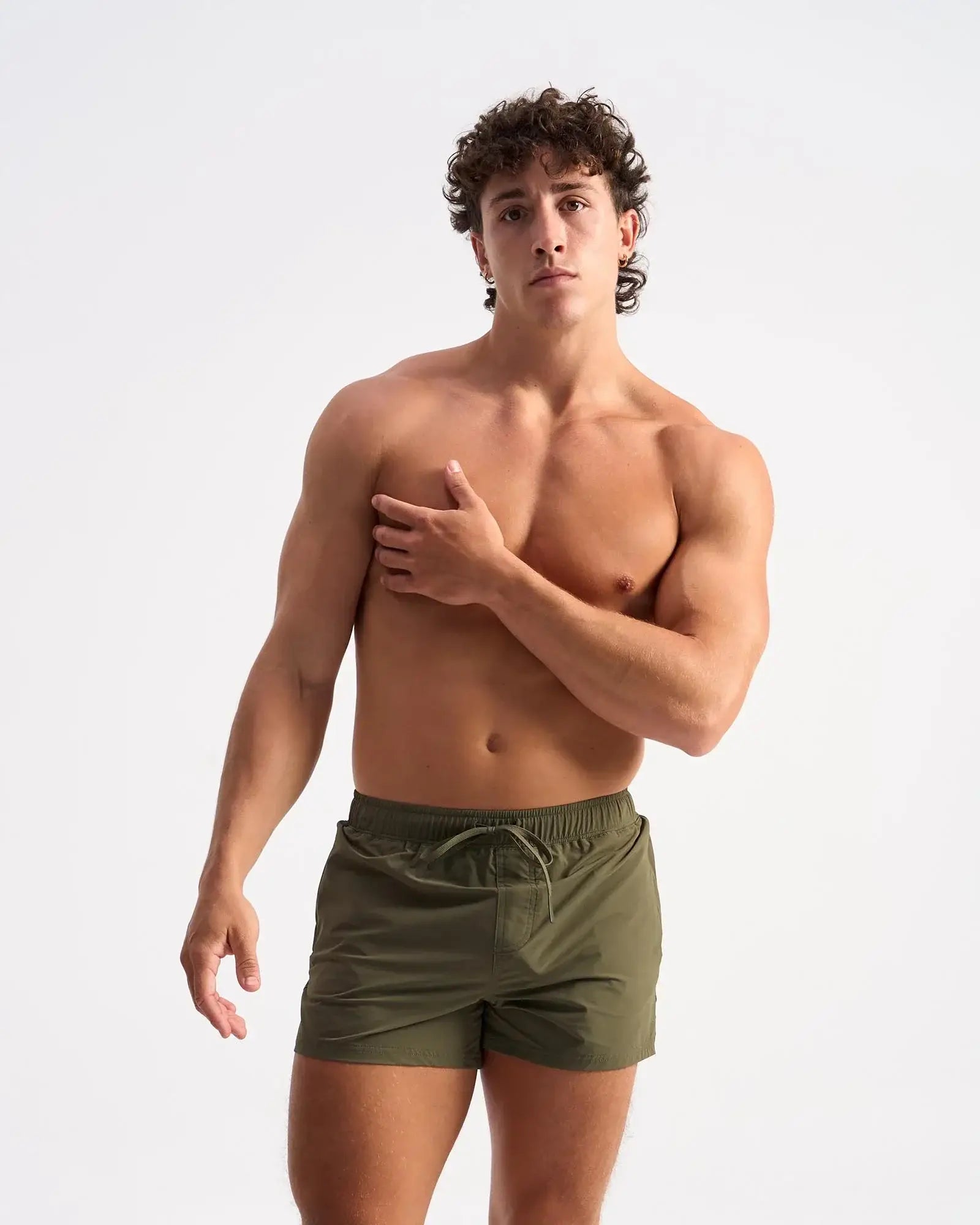 Olive green bolt 3 short with drawstring waistband made of breathable athletic fabric for activewear use