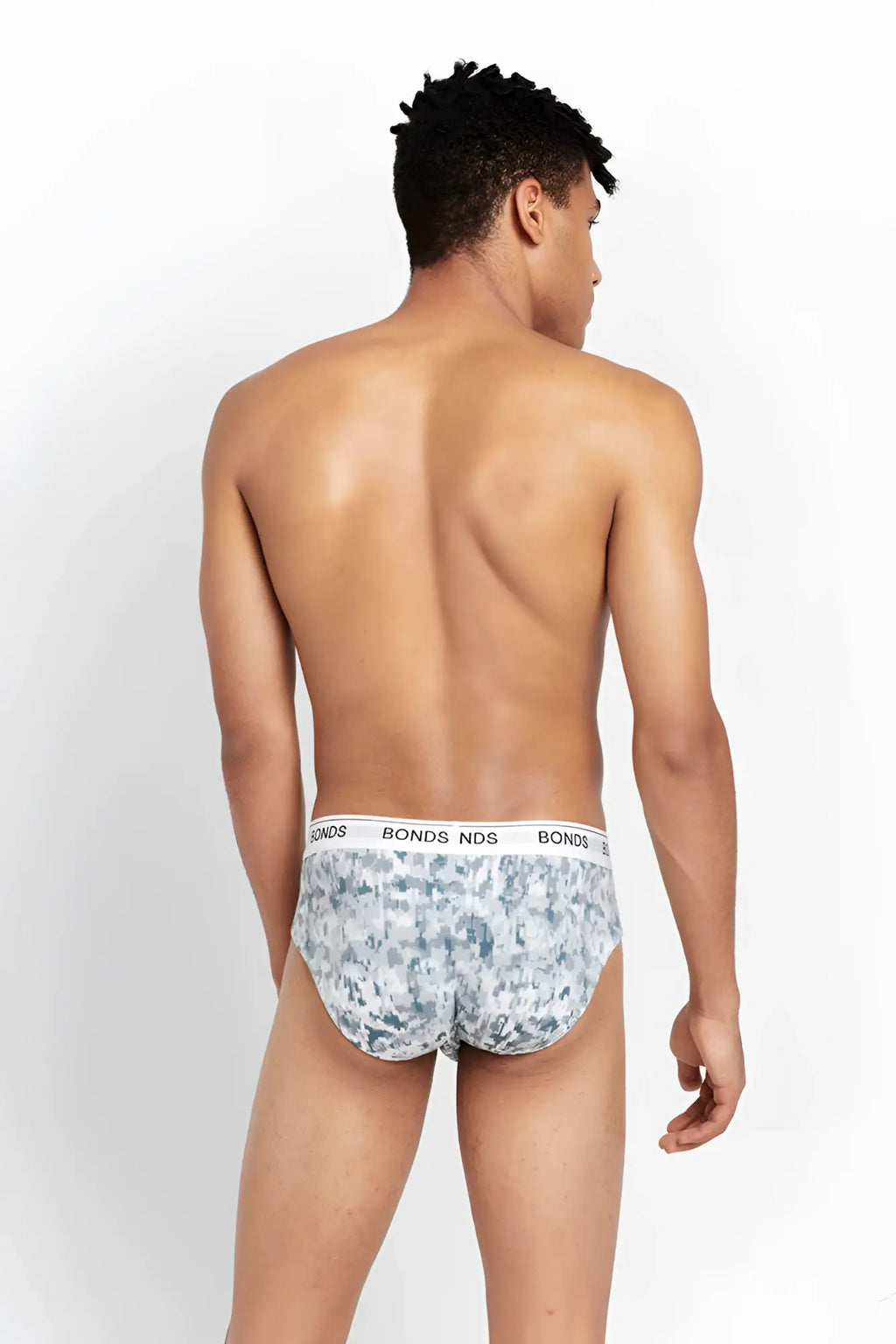 Bonds guyfront brief underwear size m in gray and white camouflage pattern with branded elastic waistband