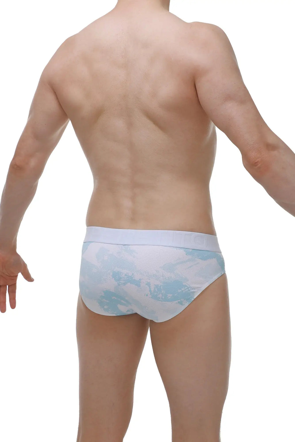 Brief dome marbre sky blue men’s briefs in light blue and white with a subtle geometric pattern