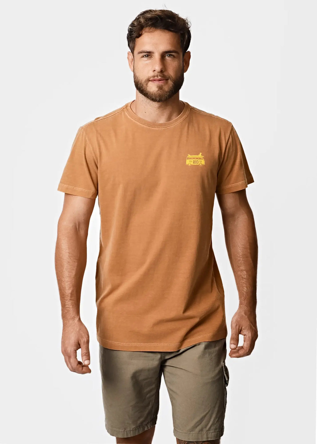 A men’s mustard-colored cotton t-shirt with a small yellow logo on the left chest from ca-rio-ca kombi tee collection
