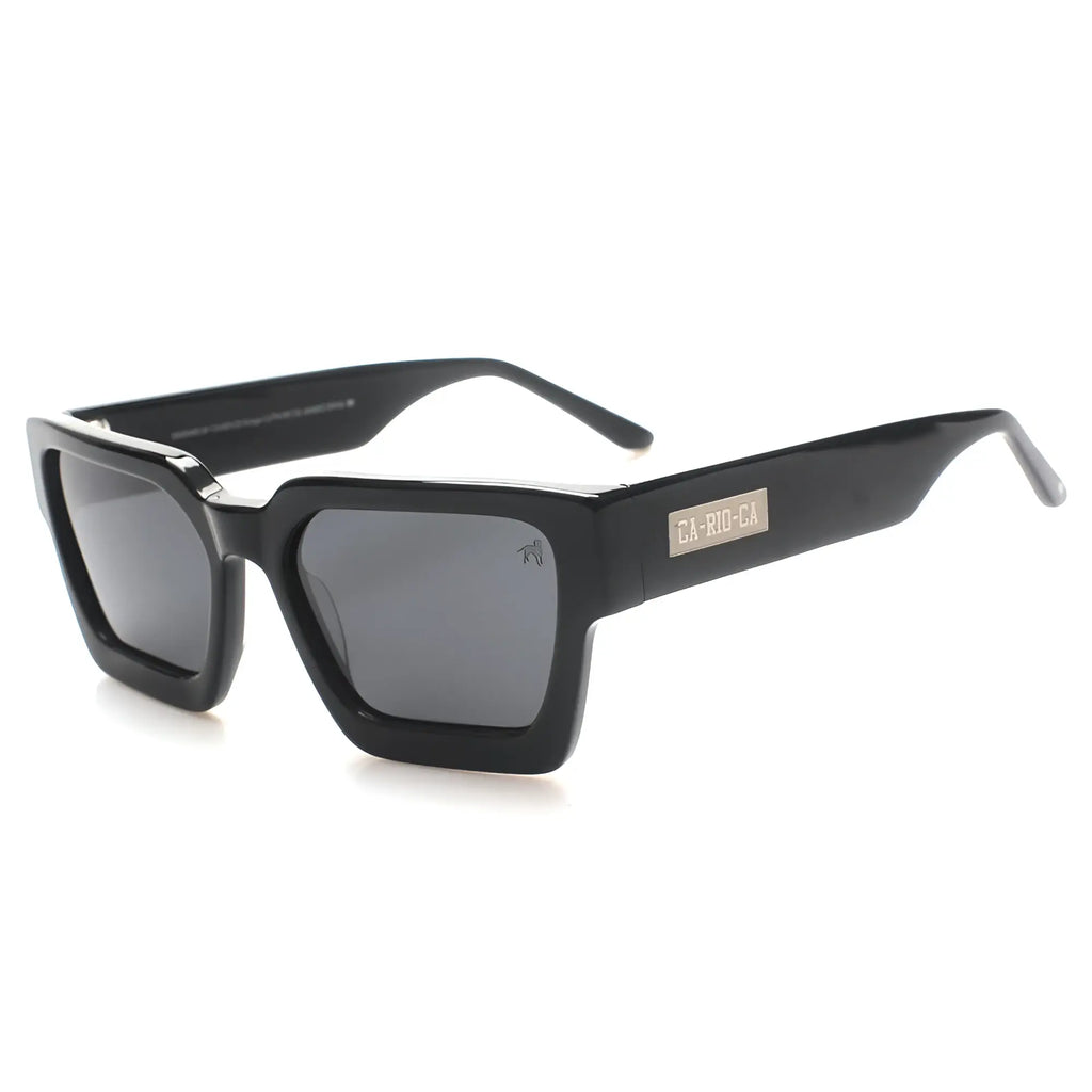 Ca-rio-ca leblon sunglasses black rectangular frame with dark gray lenses and sleek glossy finish for stylish wear