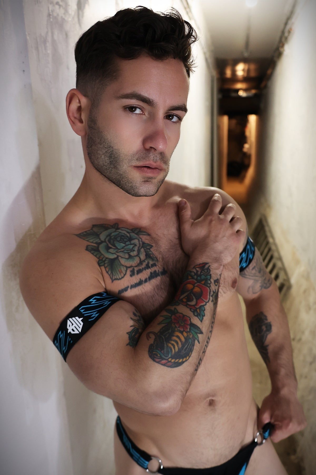 Brazaletes con mordaza para hombres gais de Breedwell