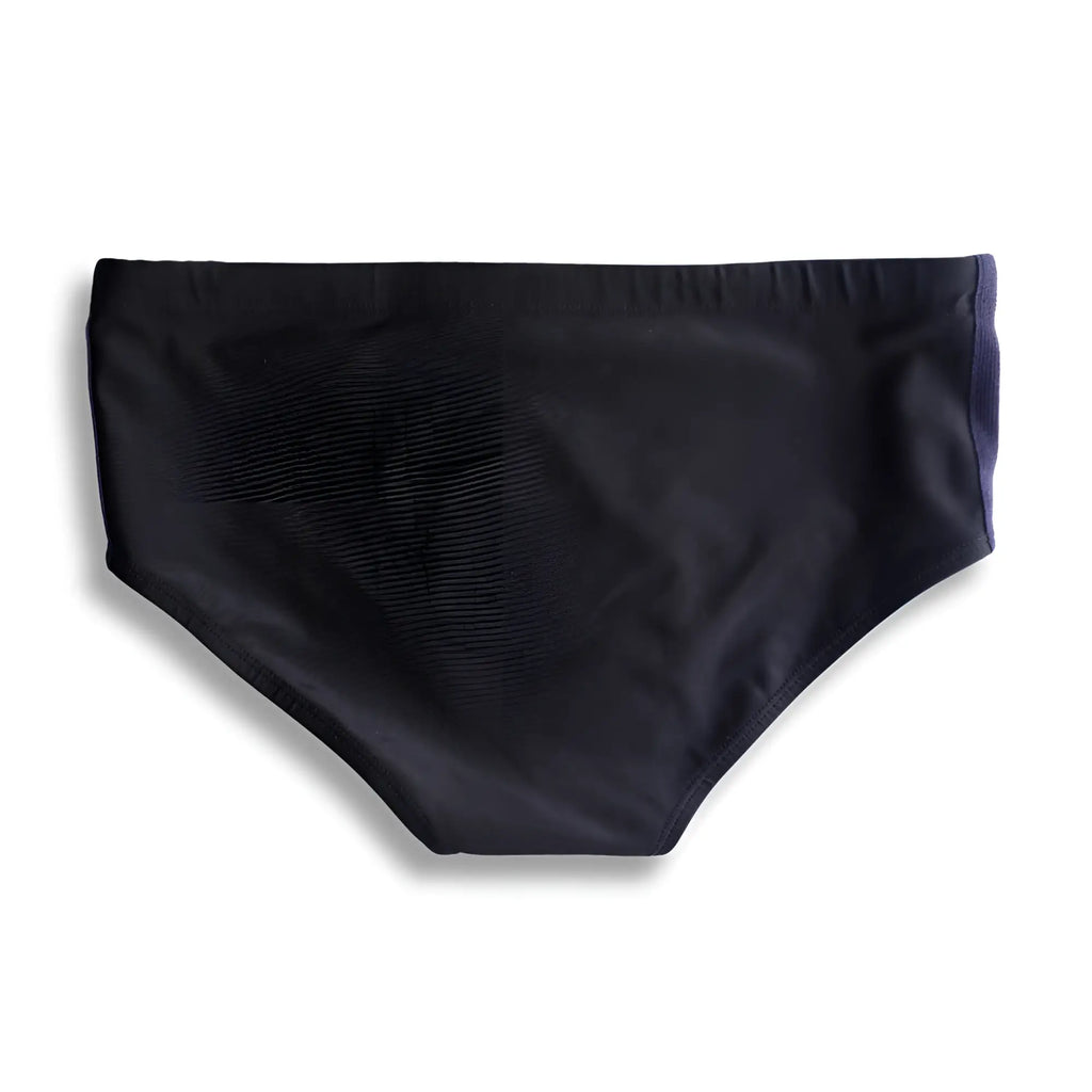 Black swim trunks galão preto sunga with smooth slightly shiny fabric and classic cut for designer swimwear use