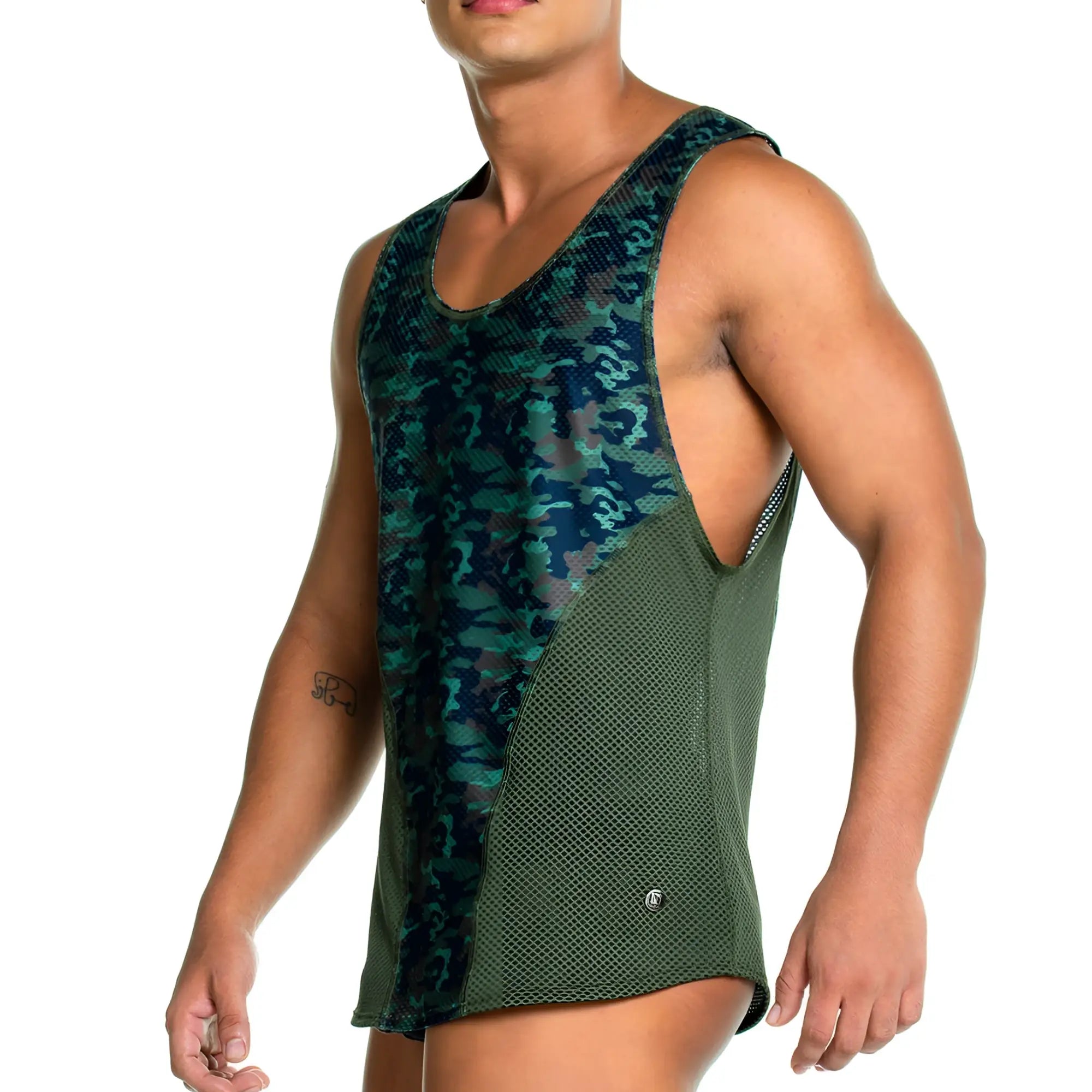 A men’s sleeveless gigo camo green tank top with green black camouflage upper and olive green mesh sides and back