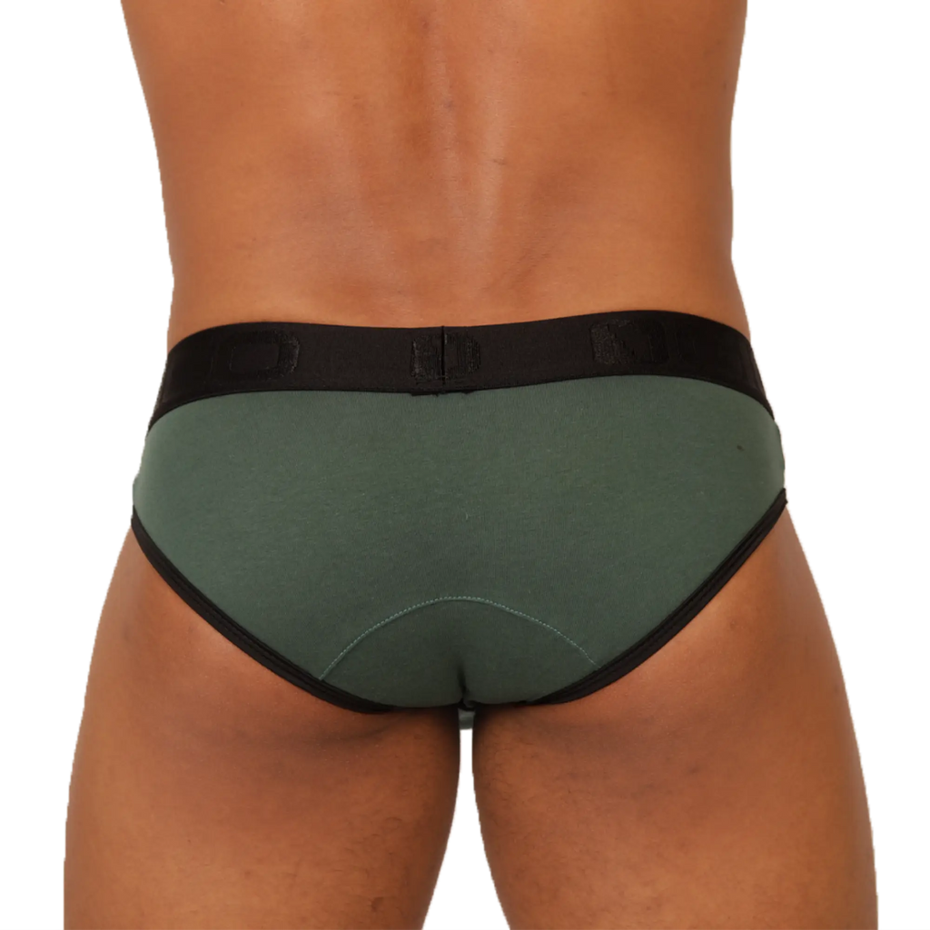 Dark green gigo garoto brief with black trim and matching elastic waistband for comfortable everyday wear