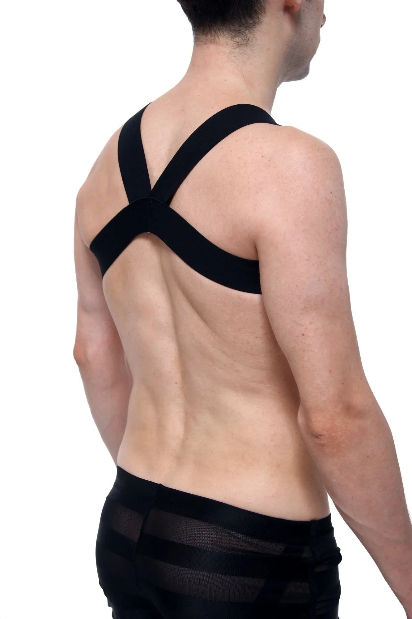 Black harness petitq givet love with cross-back support strap worn on the back over the shoulders