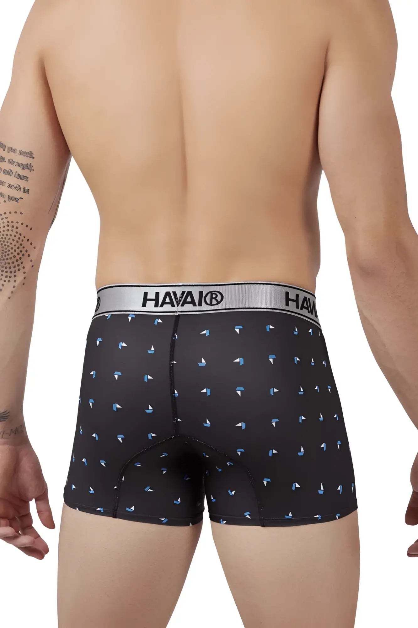 Black havaianas hawaI 42470 printed microfiber boxer briefs in black with subtle blue sailboat pattern and silver logo waistband