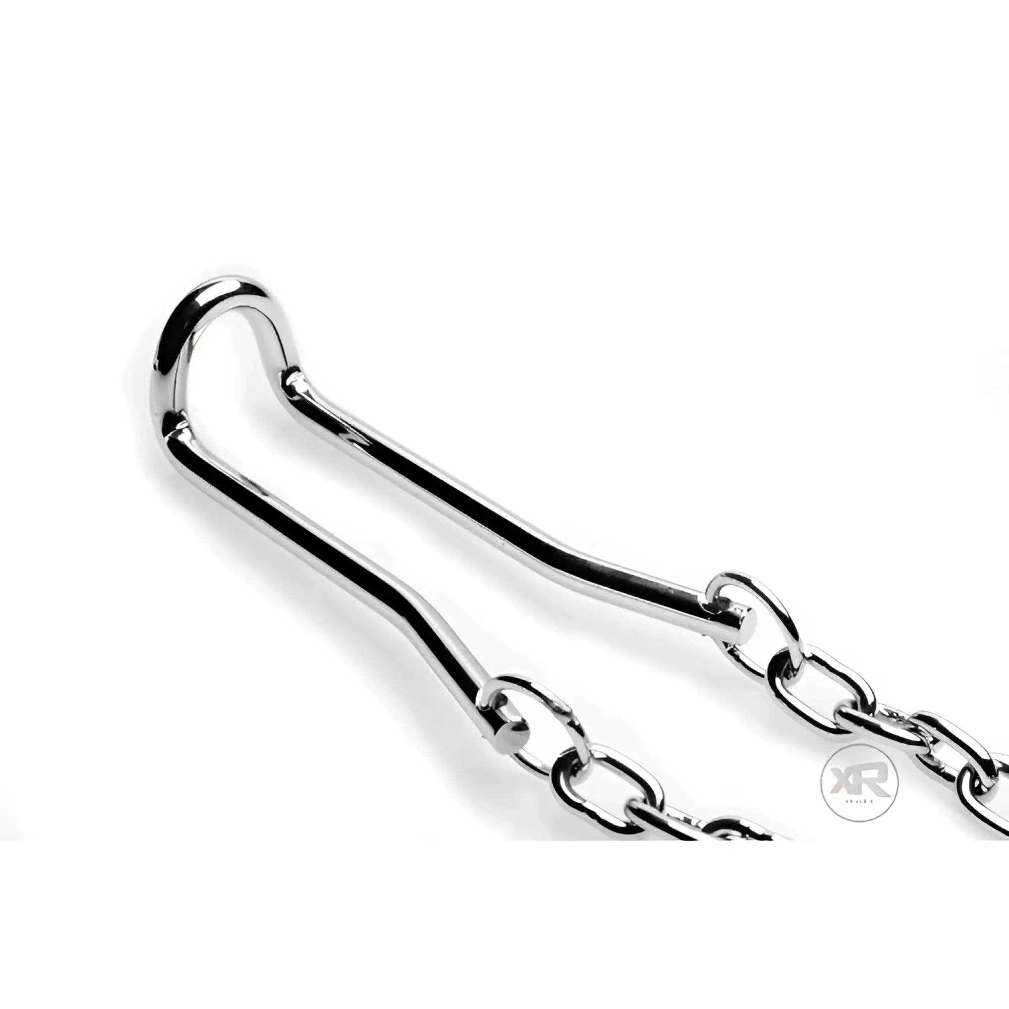 Shiny chrome-finished heavy hitch ball stretcher metal chain with sturdy hook attachment for weight lifting