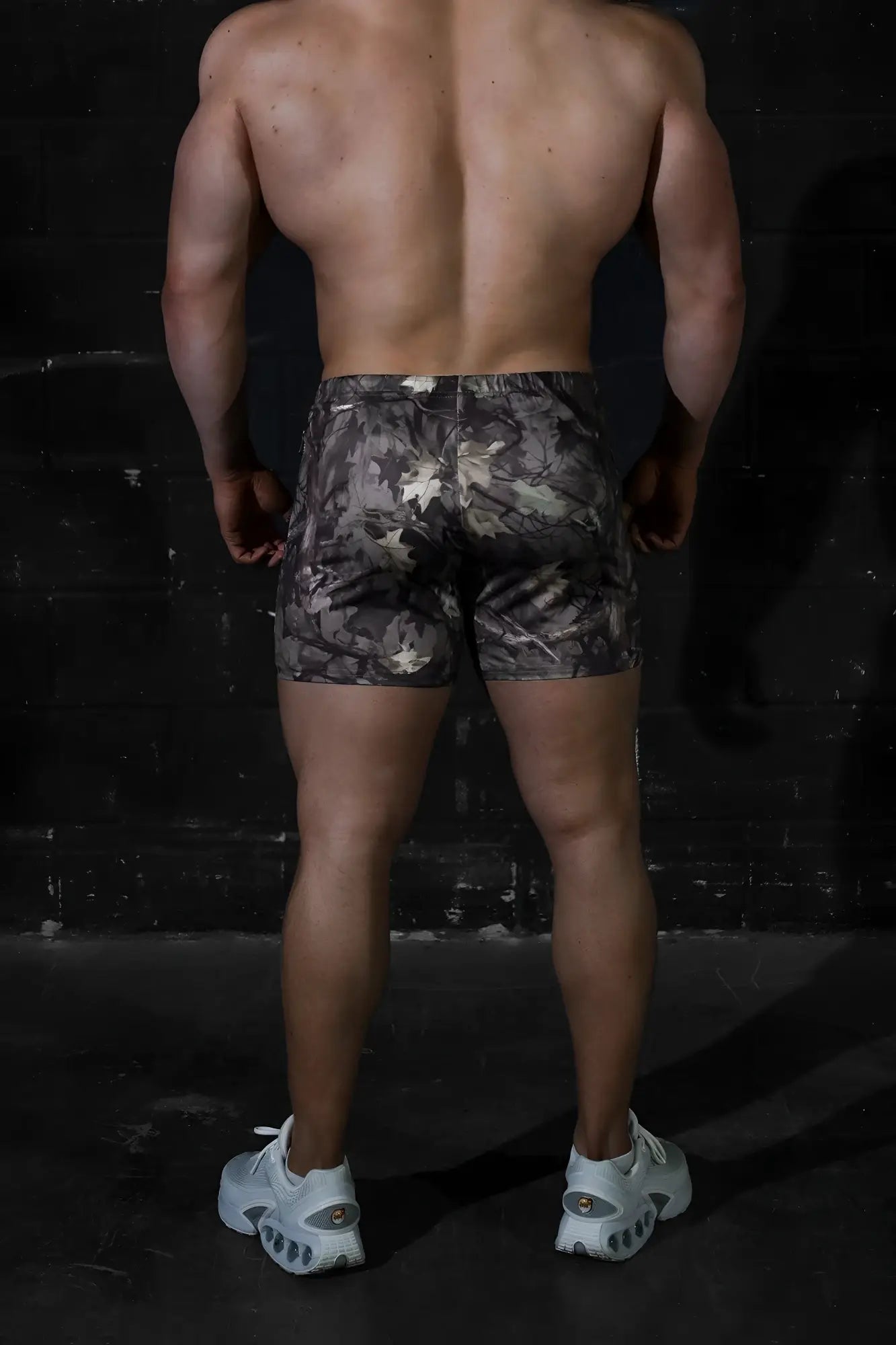 Jed North agile bodybuilding 4 inch shorts in hunter camo with zipper pockets in dark green brown and gray blend