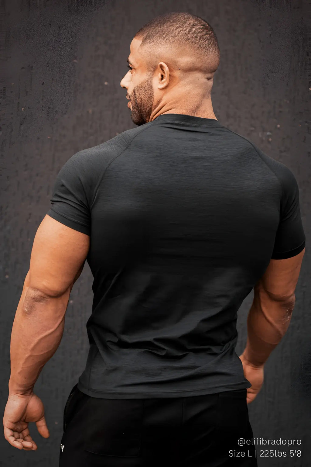 Jed North Agile short sleeve training tee in charcoal black features a fitted cut and raglan sleeves for athletic wear