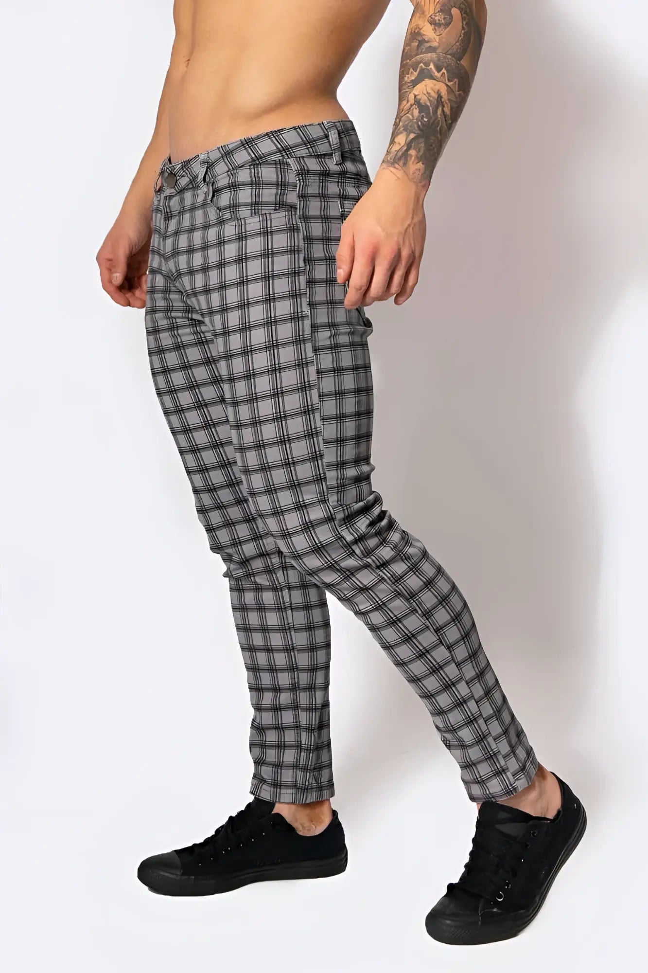 Gray and black plaid slim-fit trousers by jed north embassy grid pants grey jnbtm066 size m in cotton blend fabric