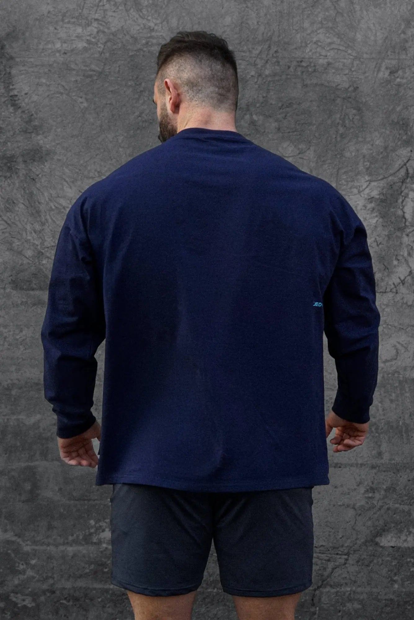 Navy blue Jed North Energy oversized long sleeve crew neck t-shirt made of comfortable breathable fabric