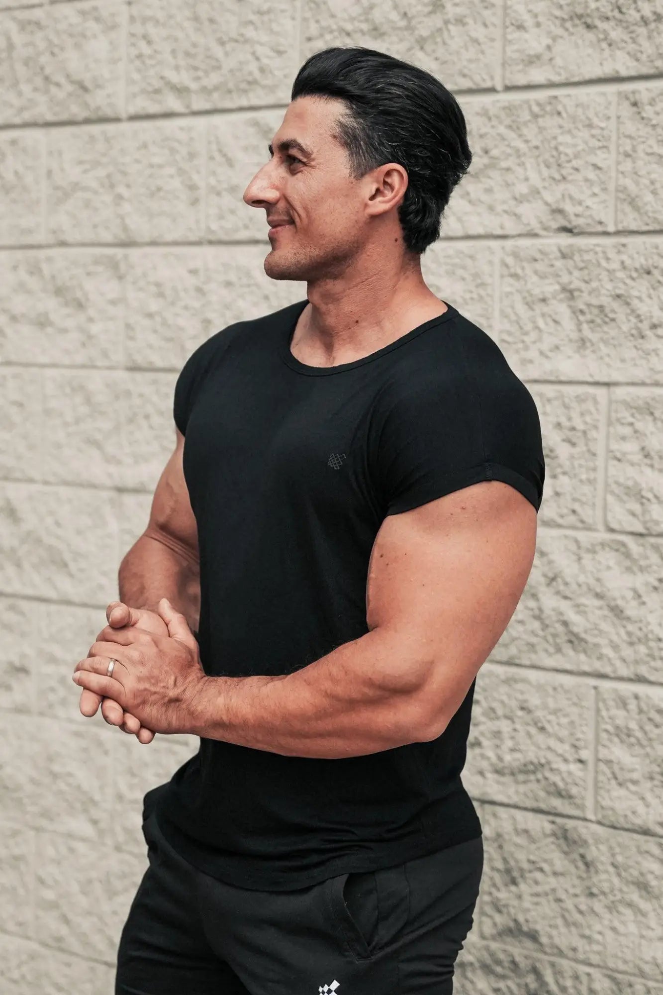 Black Jed North Evolve Cap Sleeve Muscle T-shirt 2.0 with short sleeves and small chest logo in soft fabric