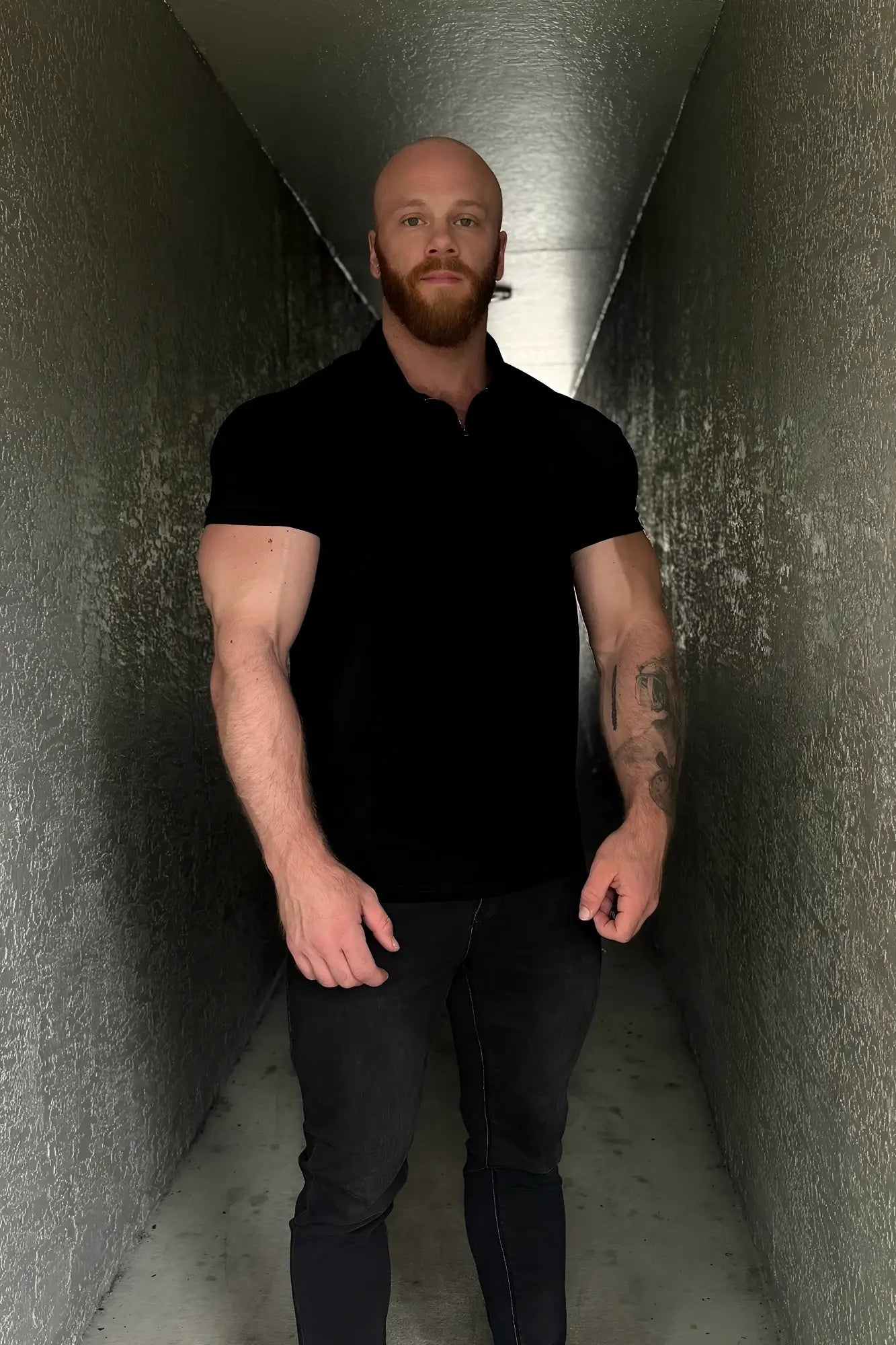 Black short-sleeved flex premium stretch polo shirt with collar and zipper neckline in onyx black color