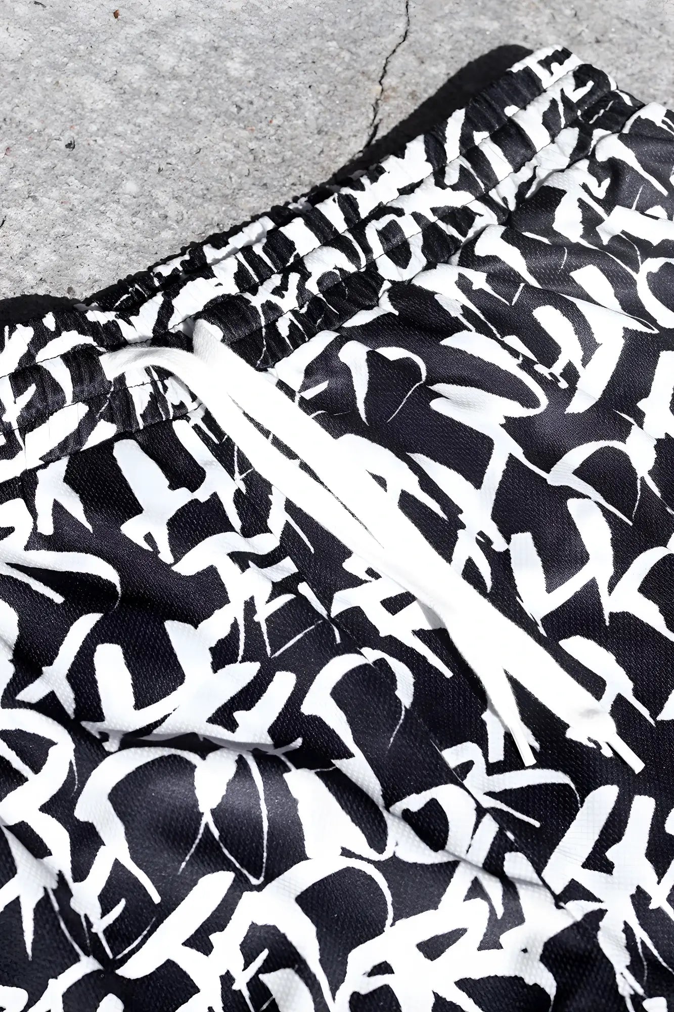 Jed north men’s fast-dry 5 inch training shorts with black and white abstract graffiti print and drawstring waistband