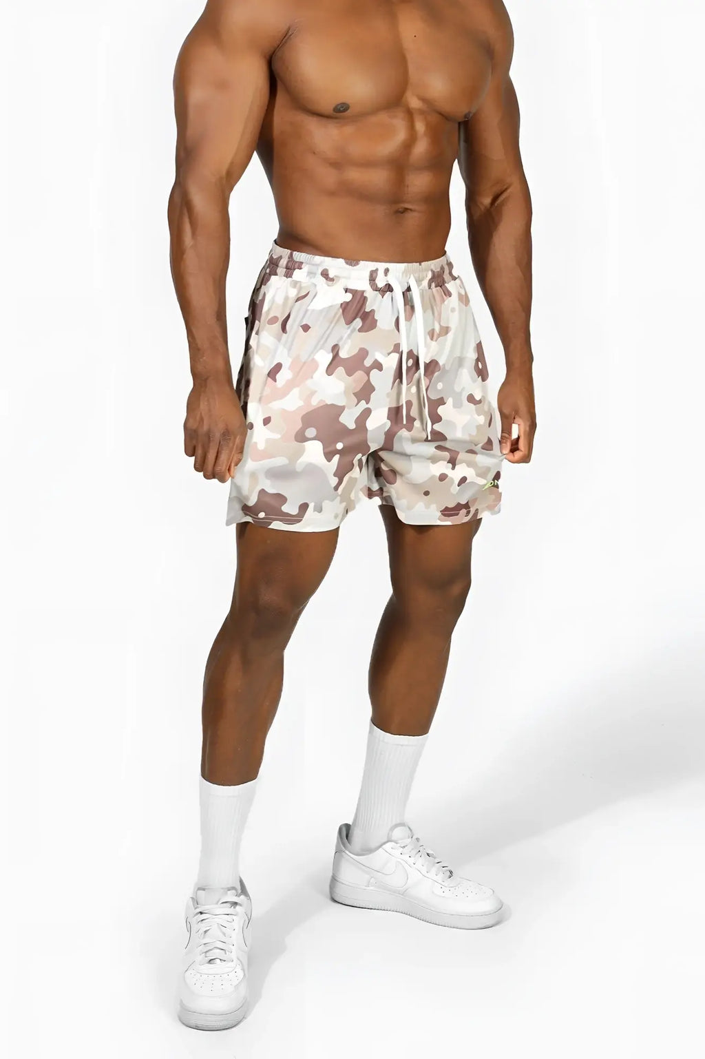 Jed North men’s fast-dry 5 inch khaki camo training shorts in lightweight breathable fabric with elastic drawstring waist