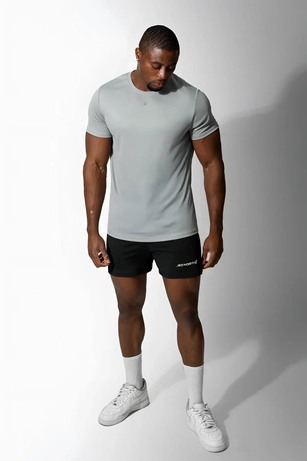 Light gray jed north tactical fast-dry training t-shirt with short sleeves and a subtle crew neckline in polar silver