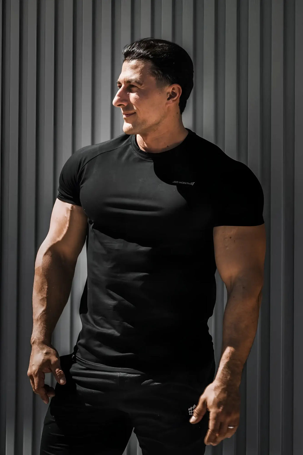 Black Jed North Titan 2.0 muscle-fit t-shirt with short sleeves and subtle chest logo for athletic use