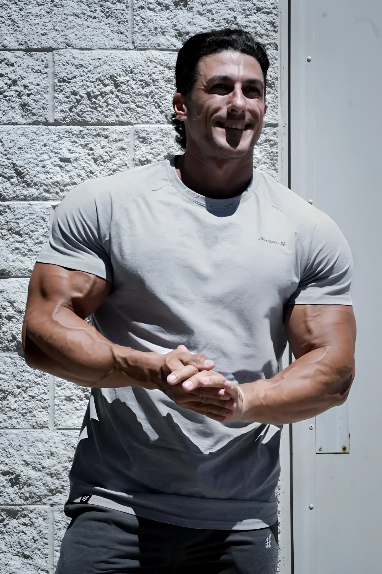 Jed North Titan 2.0 muscle-fit t-shirt heather gray with short sleeves and subtle chest logo for athletic wear