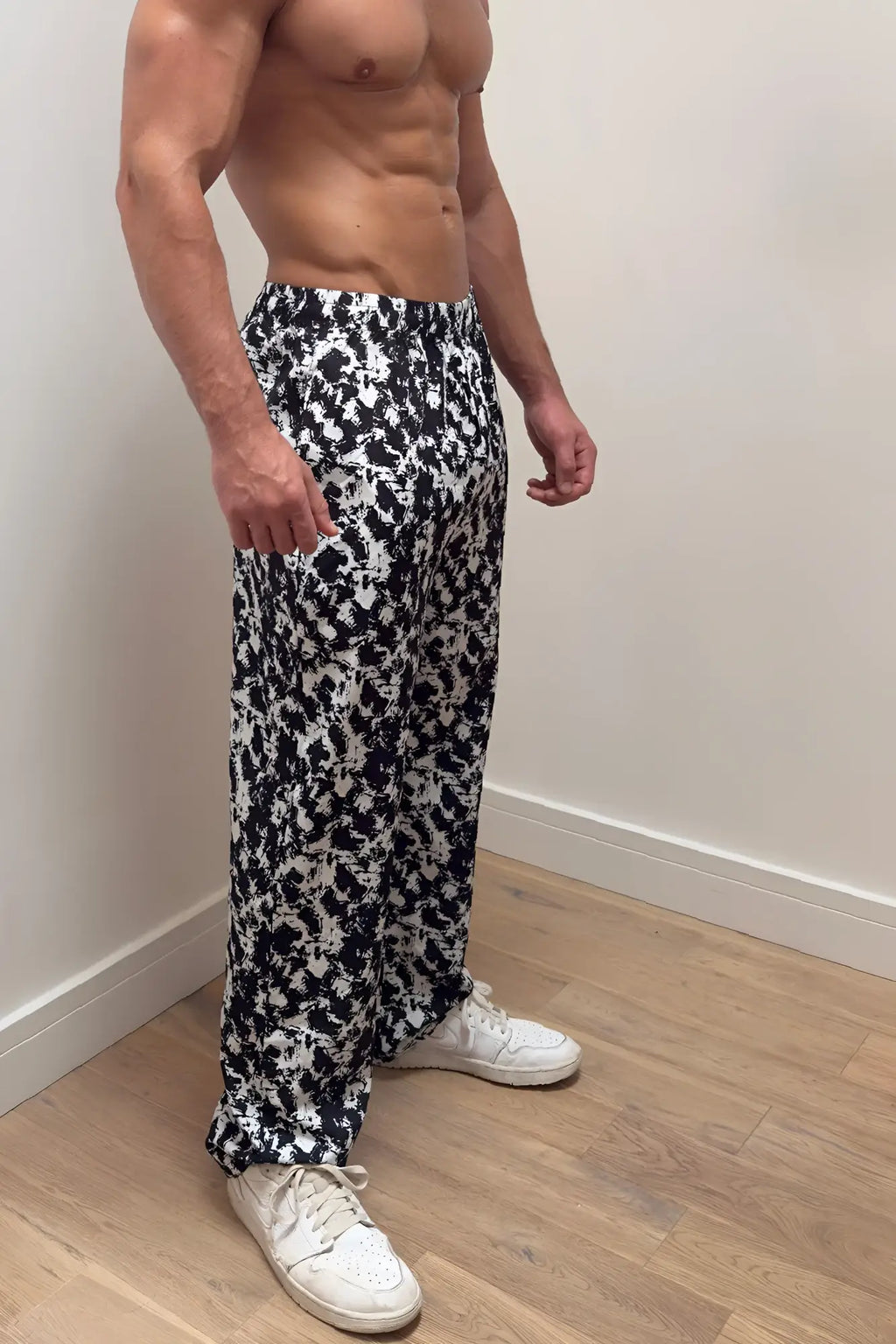 Jed North vintage flex joggers black and white tie-dye loose-fitting pants with paint brush pattern