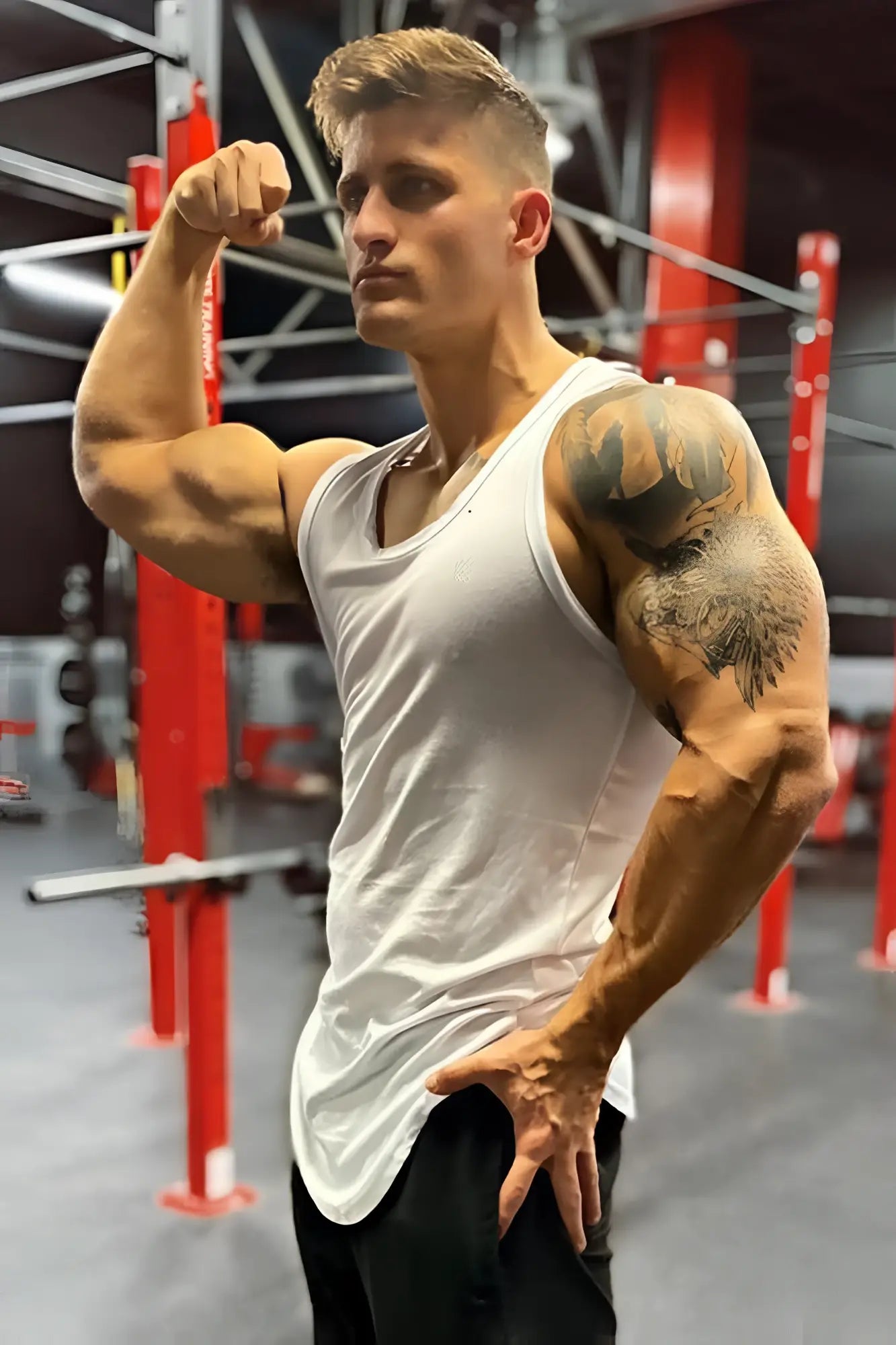 White sleeveless tank top with v-neckline and raw-hem detail in a slightly loose fit vital raw-hem tank top 2.0 white