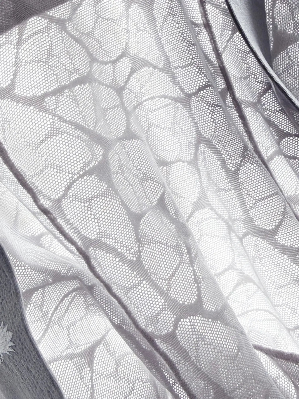 Geo-mesh seamless boxers storm grey featuring delicate white lace fabric with intricate leaf pattern and subtle sheen