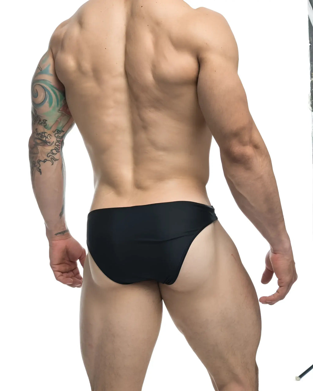 Justin+Simon xsj01 classic bikini black form-fitting swim trunks designed for comfortable swimwear use