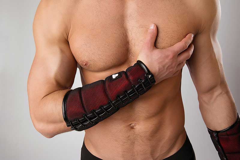 Maskulo Armored Color Unterarmschutz Portemonnaie Armband Rot AC060 Größe L