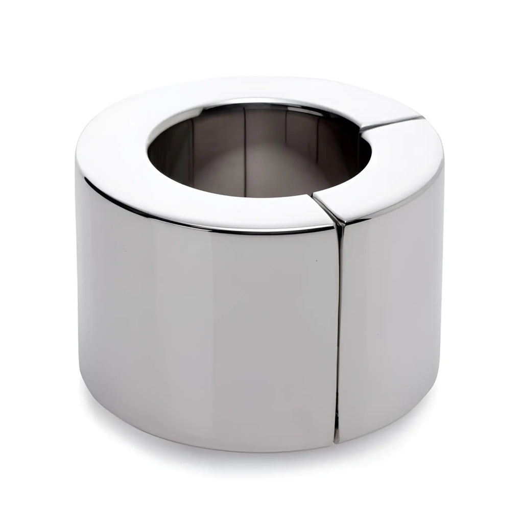 Master Series 40mm magnetic stainless steel ball stretcher in a polished, cylindrical two-piece design.