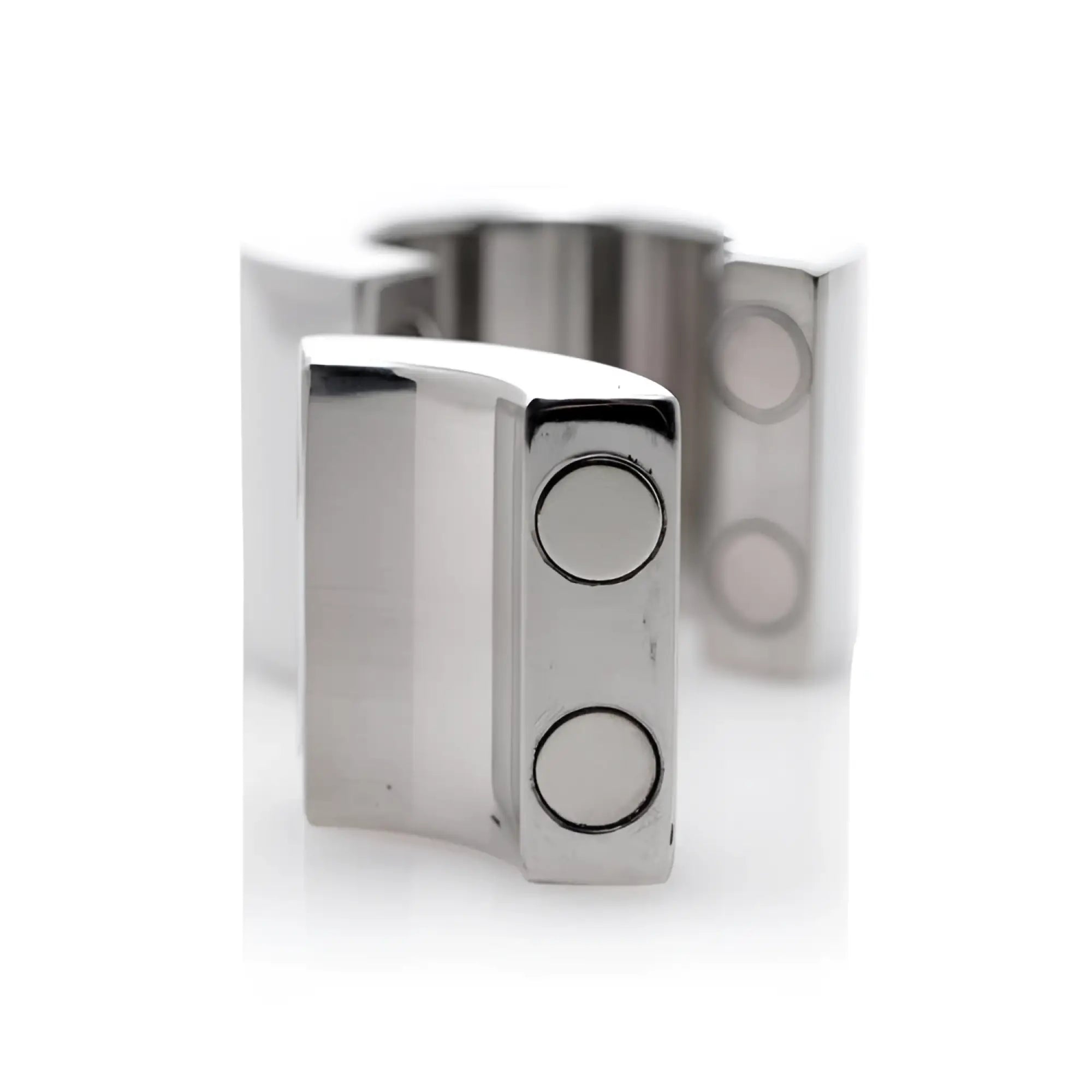 Master Series 40mm magnetic ball stretcher: a polished, silver stainless steel hinged ring with embedded magnets.