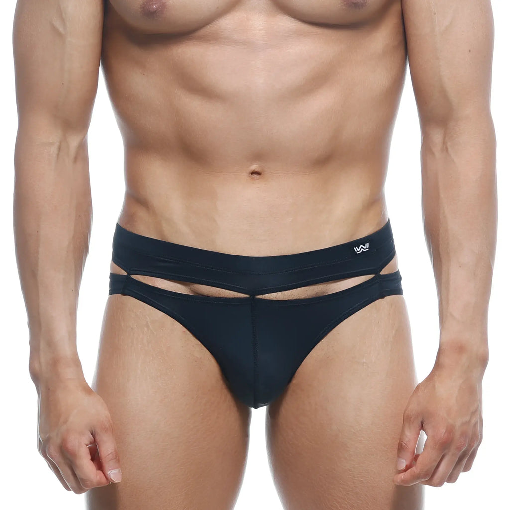 Black men’s briefs MetroMaleWear Concepcion brief black 5213-20 with sleek design and two horizontal waistband cutouts