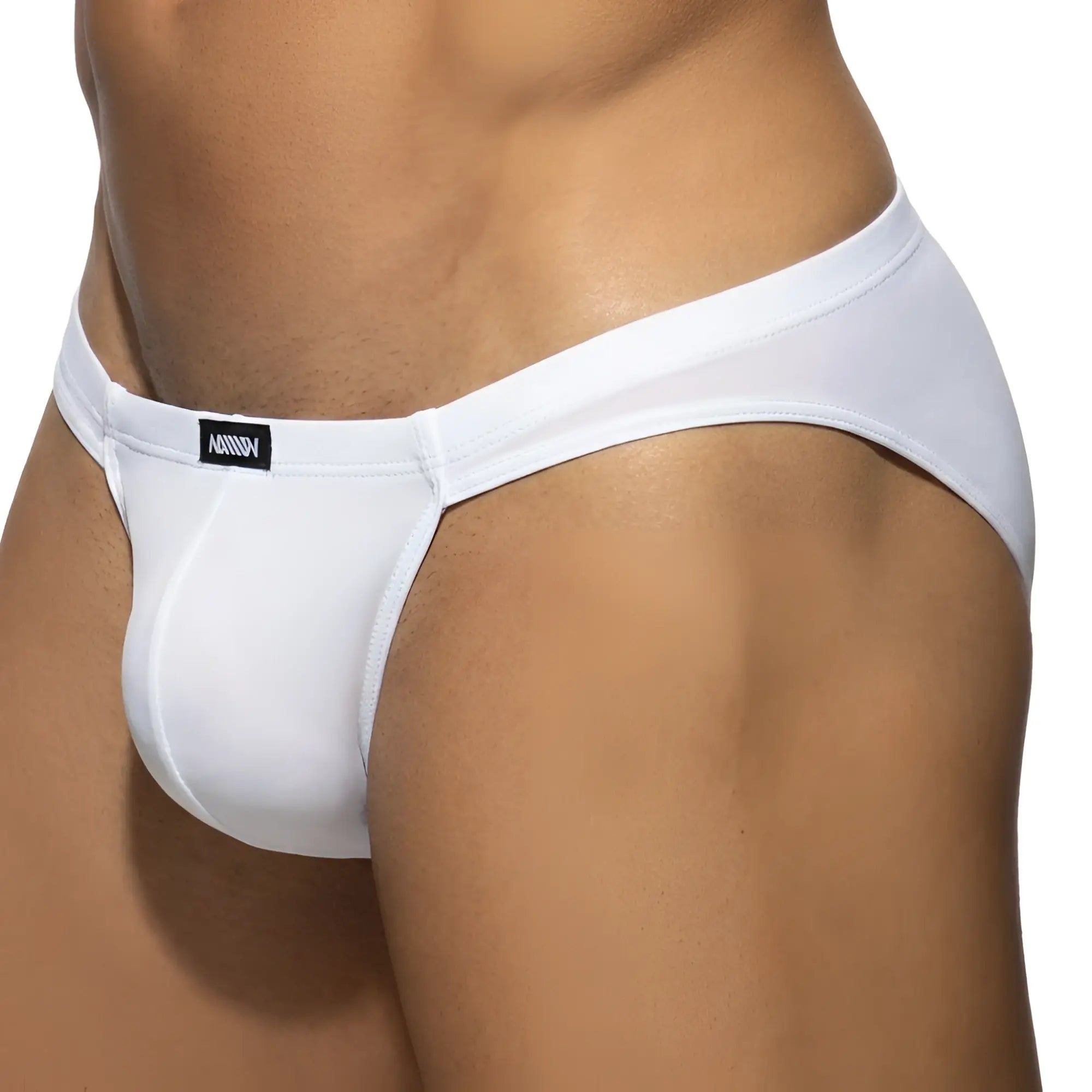 MetroMaleWear Darcian bikini white 1016-00 white men’s briefs with sleek form-fitting design and subtle waistband tag