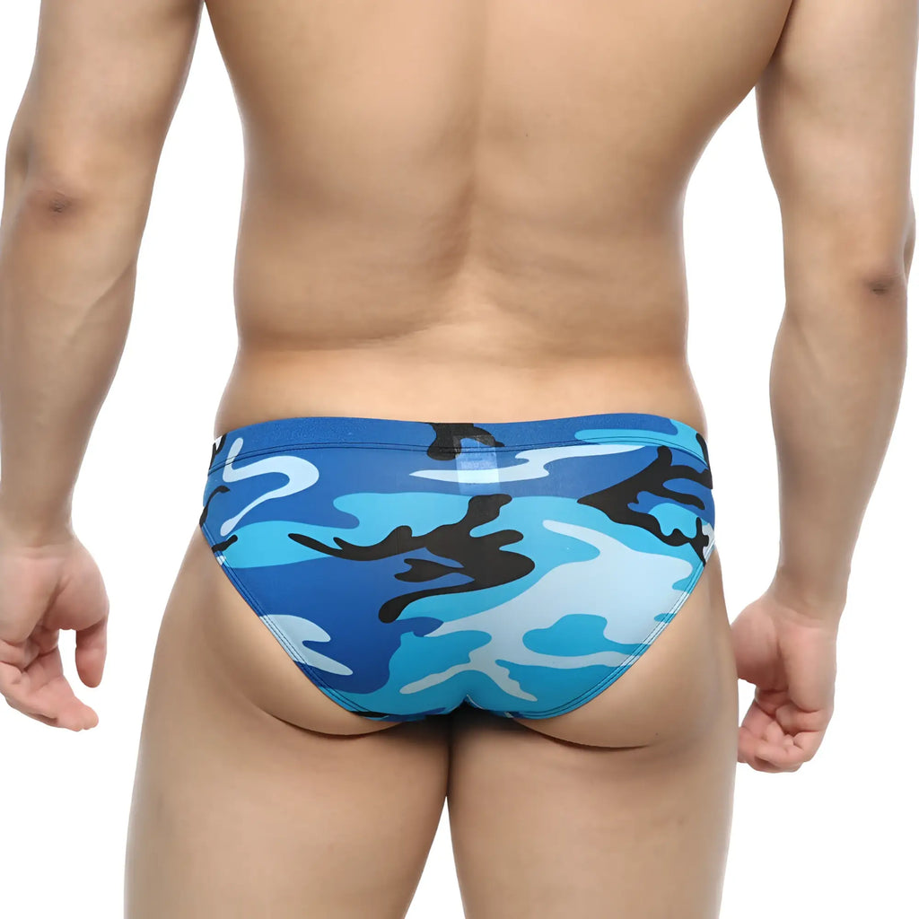 Blue and black camouflage patterned swim trunks metroamalewear equipaje bikini 5103-83 front view