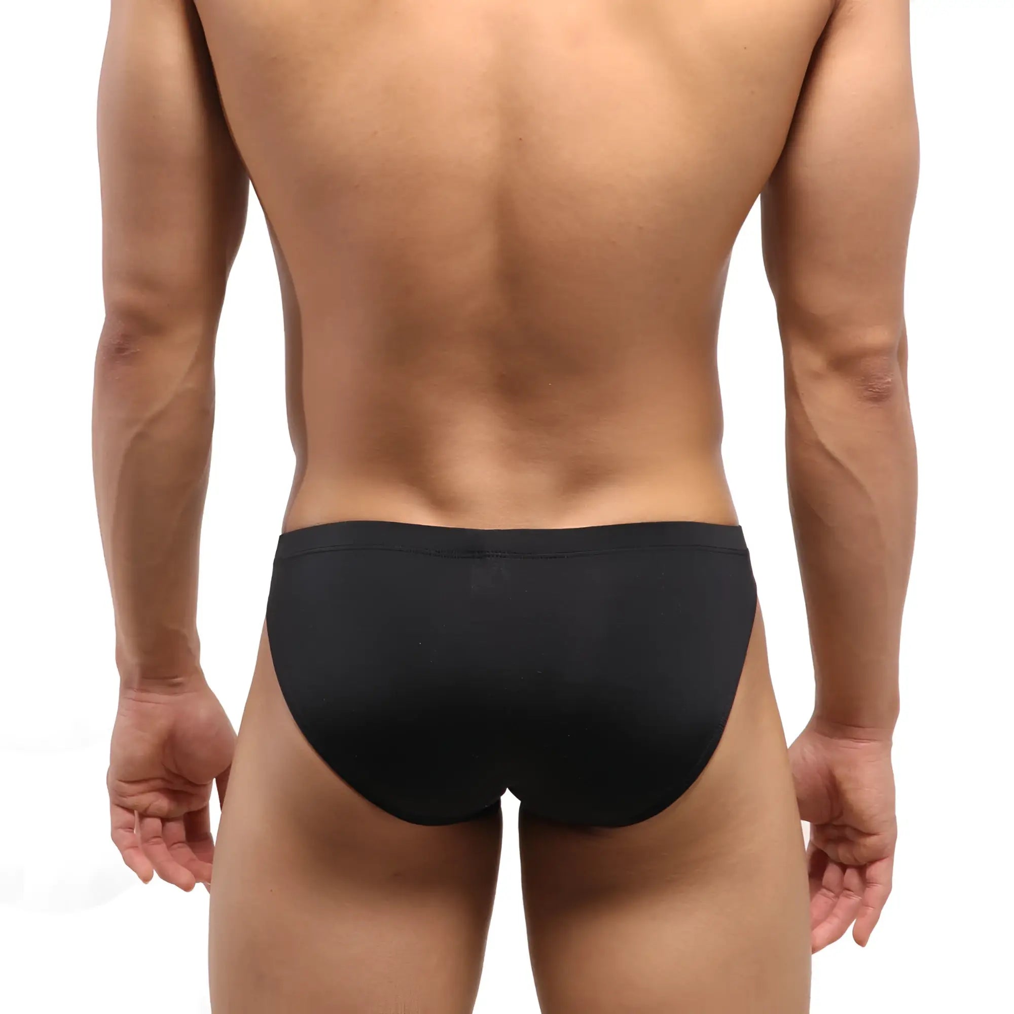Metro male wear european hip brief black 5007-20 with smooth form-fitting design in black fabric