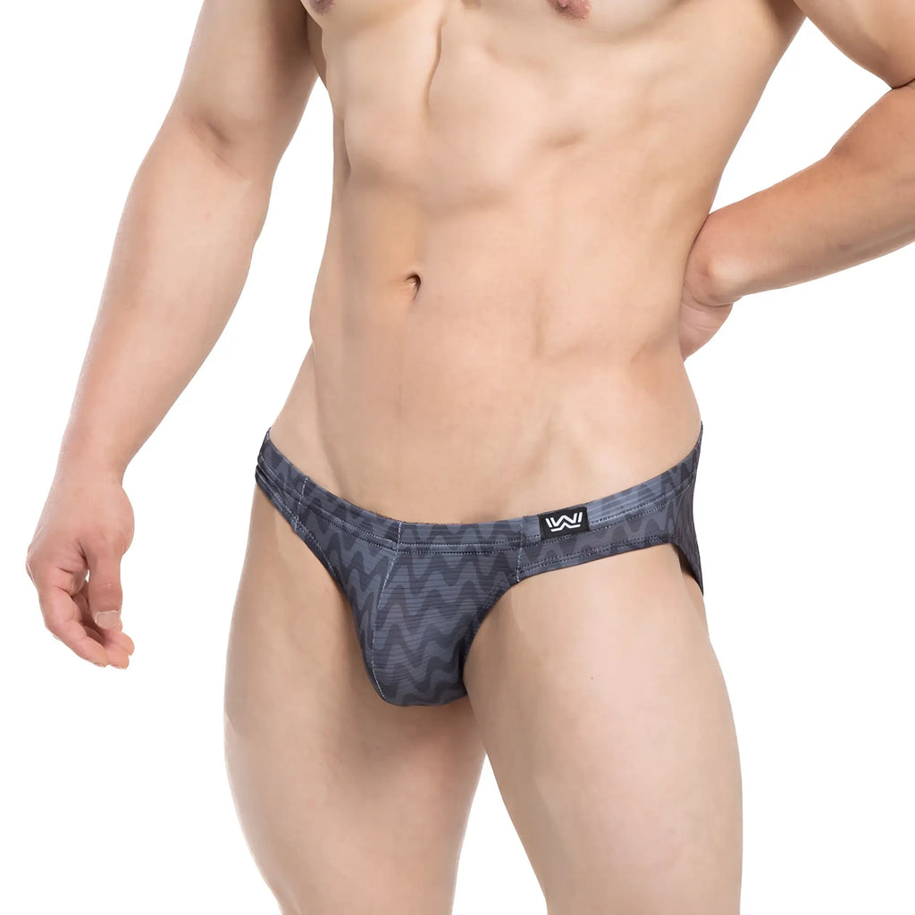 Dark gray patterned briefs with zigzag design and small black logo on waistband metro male wear senal bikini gray 5103-m45