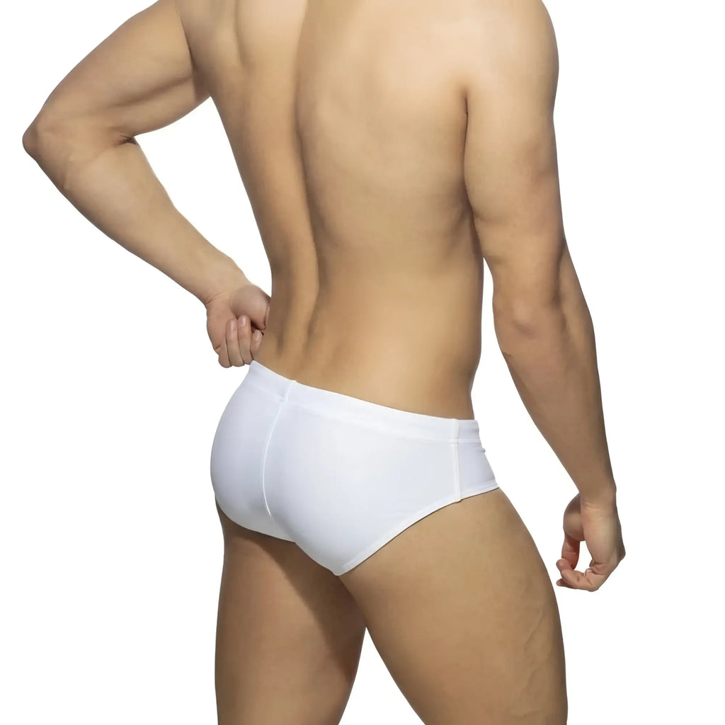 White briefs with a smooth form-fitting design from metromalewear swim brief italy 4914-00