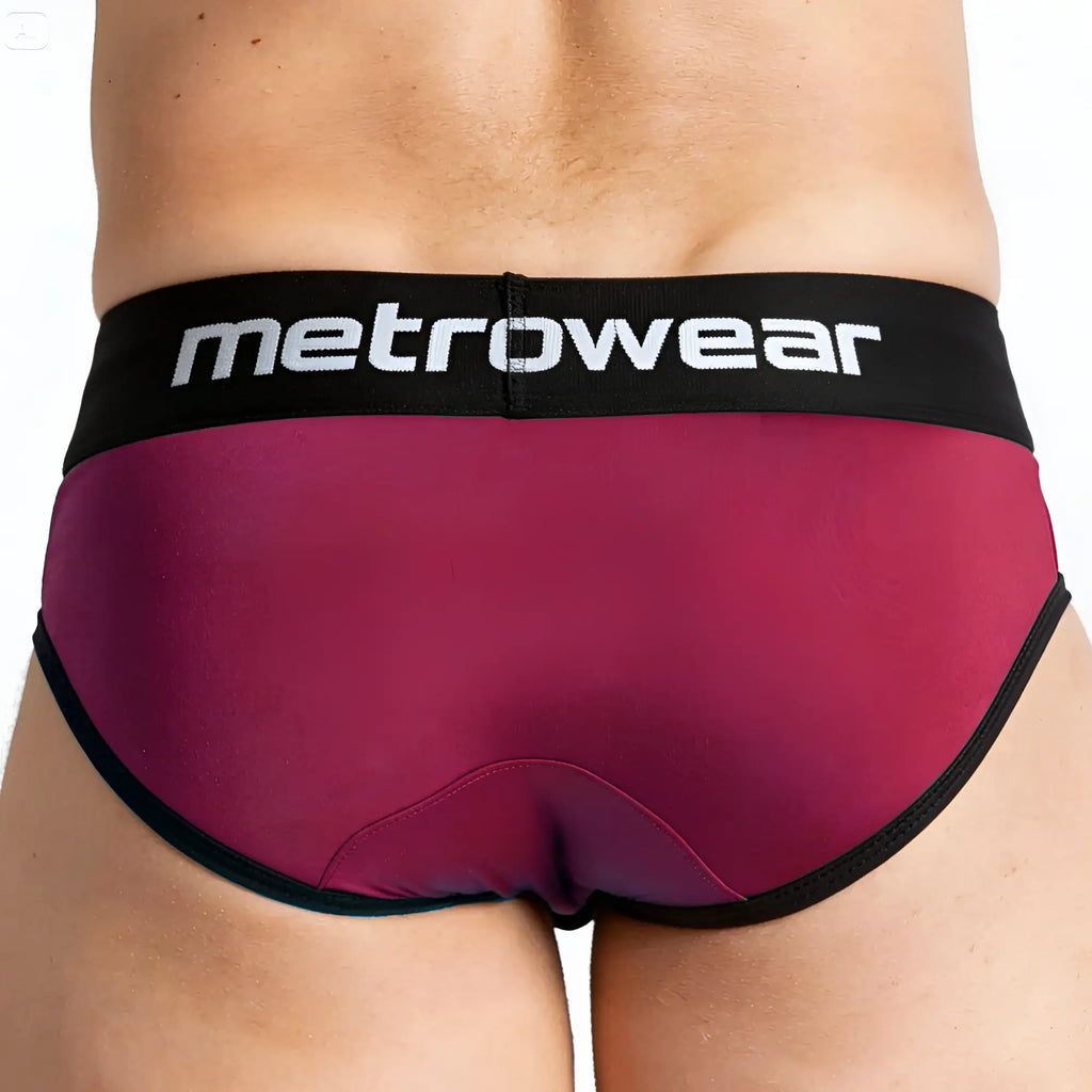 MetroMalewear travis brief burgundy 5106-29 maroon and black sleek form-fitting metrowear briefs front view