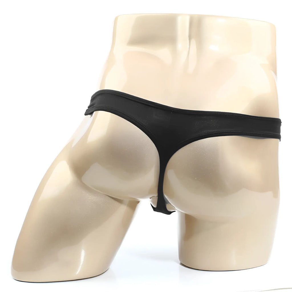 Black thong metroMalewear volcano thong black 1322-31 made of smooth stretchy fabric with sleek minimalist design