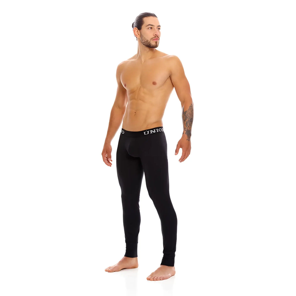 Black unico mundo unico cold mountain compression leggings with snug form fitting design in size one size